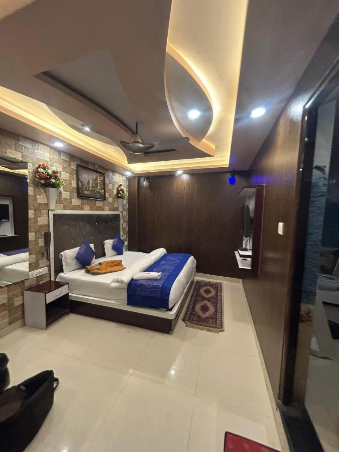Hotel Ankit Near Assi Ghat Váránaszi Kültér fotó