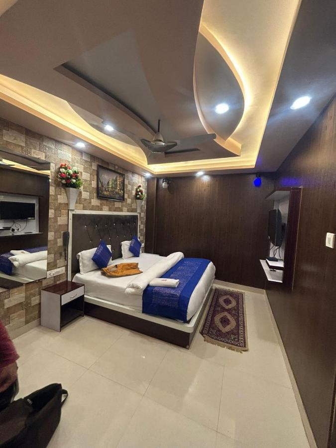 Hotel Ankit Near Assi Ghat Váránaszi Kültér fotó